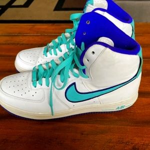 (VINTAGE) Men's Nike Air Force 1's Hi-Tops Size 12